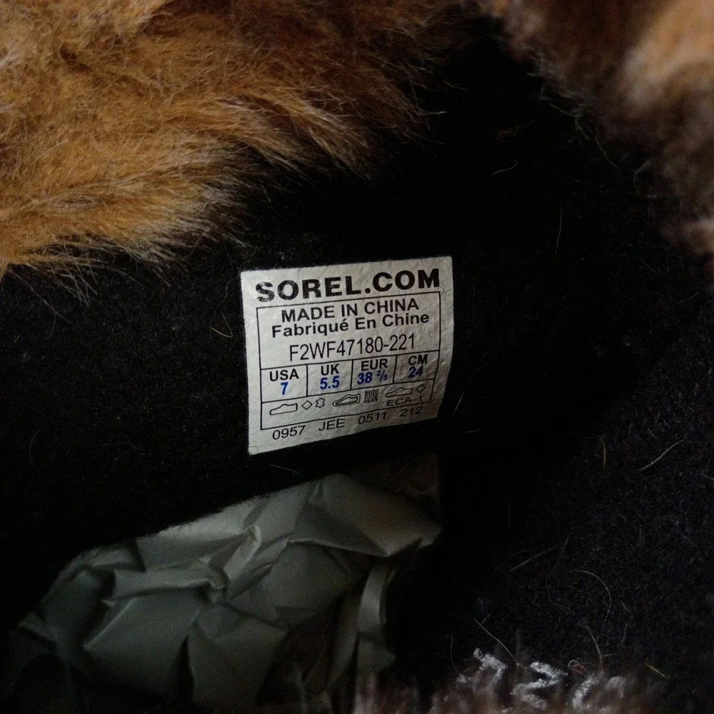 Sorel Womens Size 7 Joan of Arctic Waterproof Suede Winter Snow Boots Tan